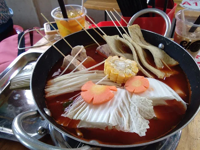 Lẩu Quán Ăn Vặt Shin