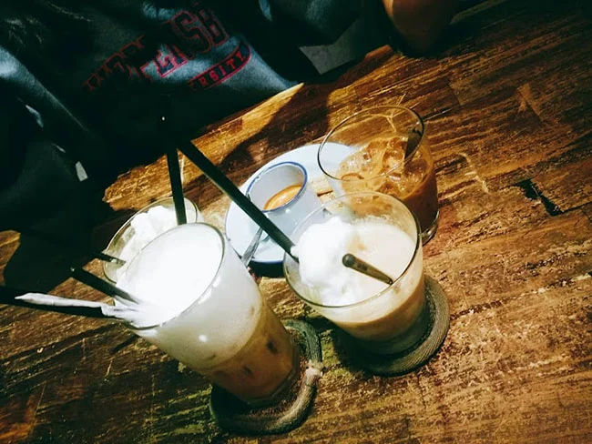 Cà phê tại Quán Tự Do Cafe