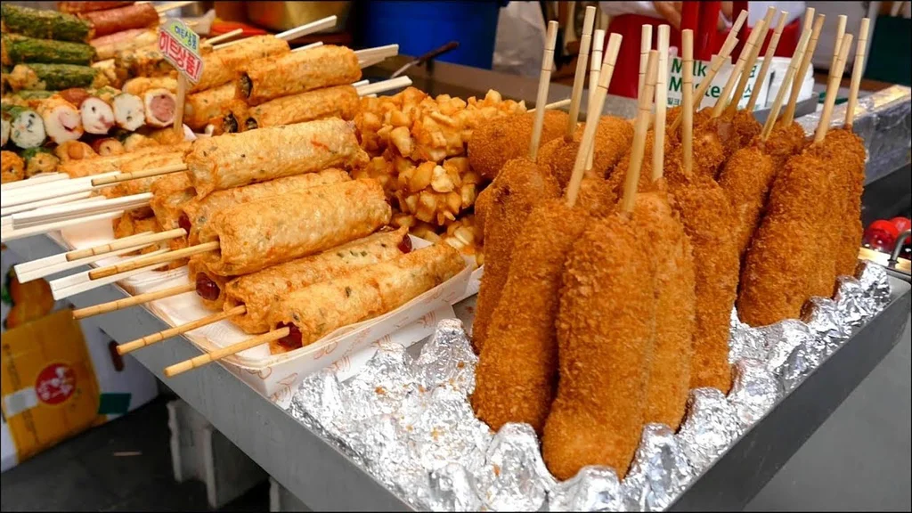 Món ăn đường phố ngon
