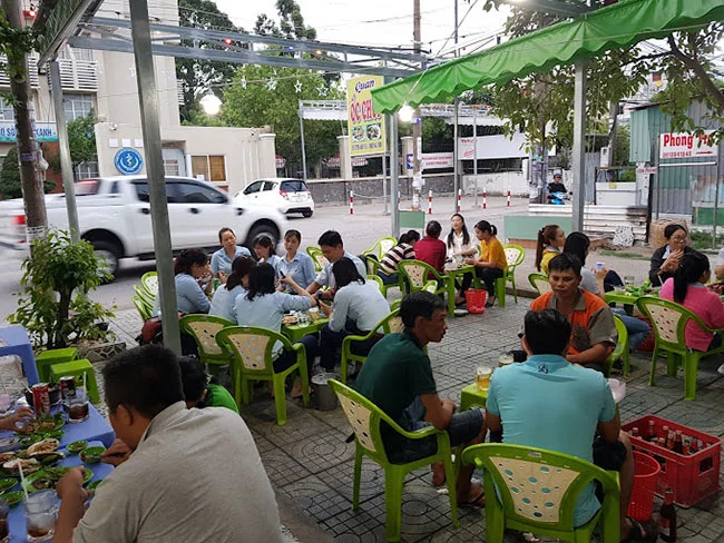 Không gian Quán Ốc Chòi Biên Hòa