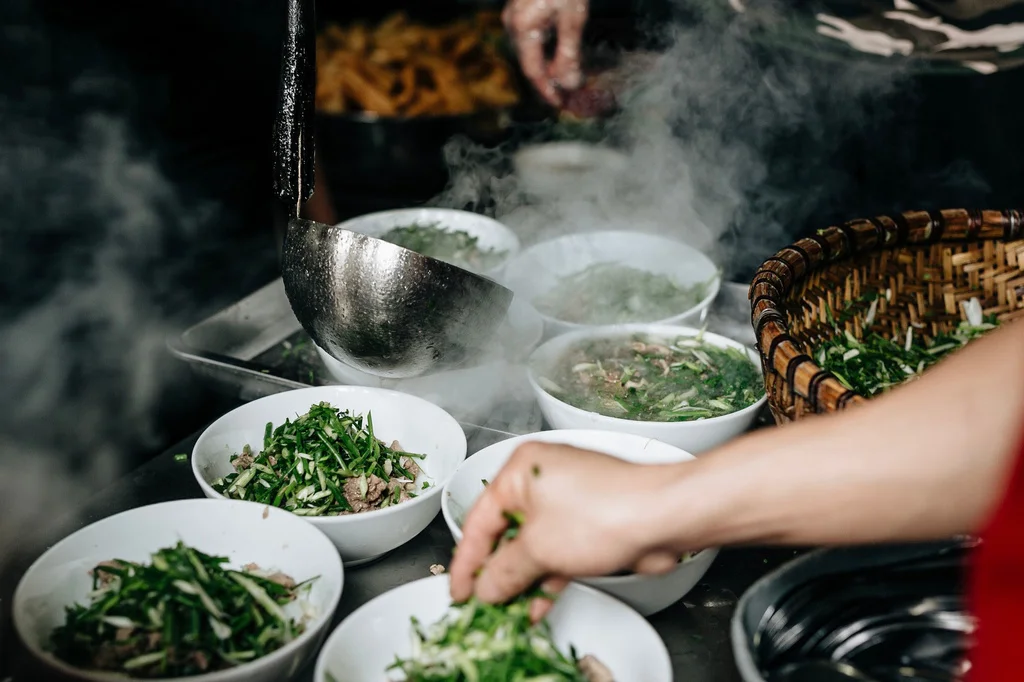 Top món ăn ngon nổi tiếng từ Bắc vào Nam