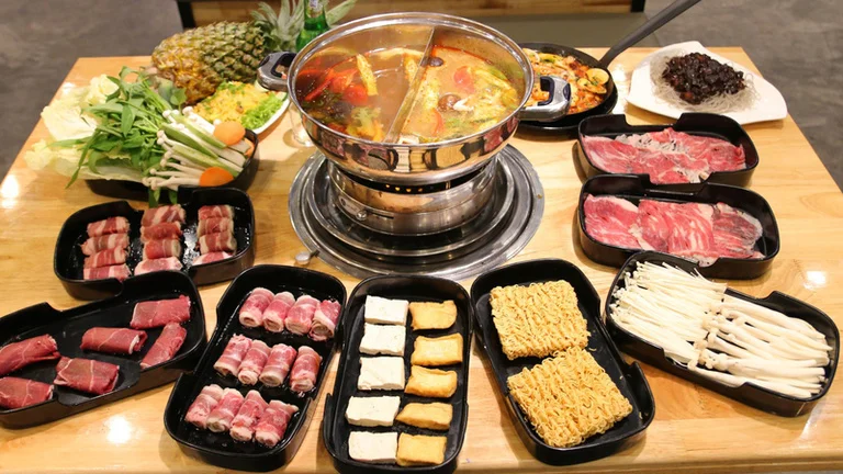Nhà hàng Buffet Nakharat Thai Restaurant