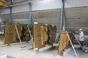 Sơn và lắp đặt sản phẩm