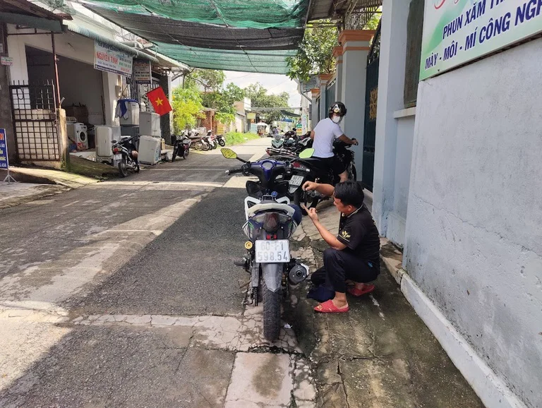 Cửa Hàng Sửa Xe Máy Diệp Tony
