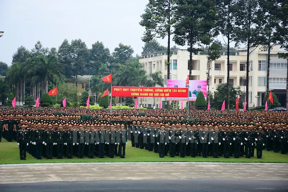 Thông tin trường Đại học Nguyễn Huệ