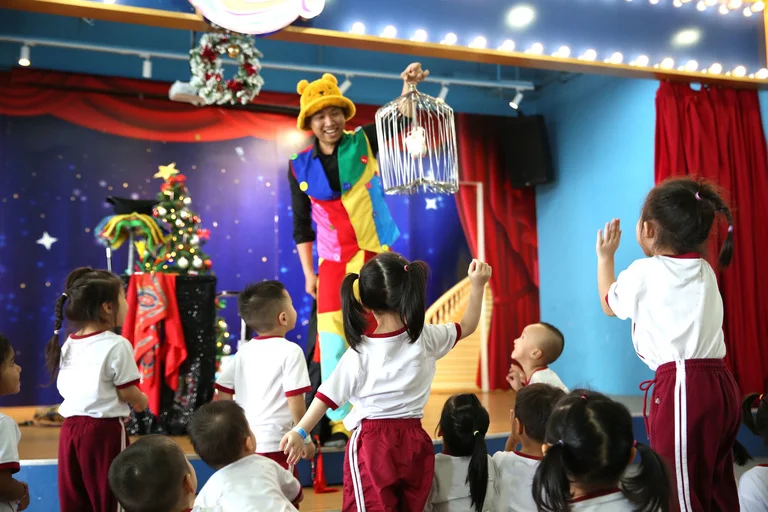 Khu vui chơi trẻ em tiNiWorld