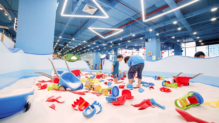 Khu vui chơi trẻ em tiNiWorld