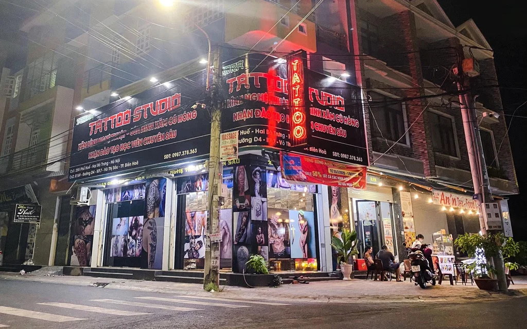 Tiệm xăm Zedbra