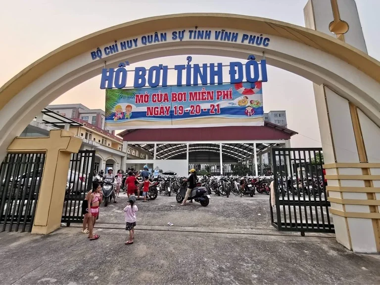 Hồ bơi Tỉnh Đội