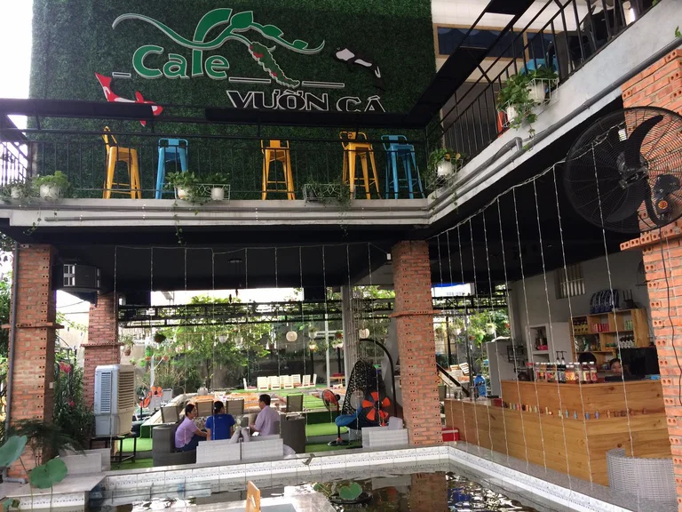 Quán cà phê vườn cá