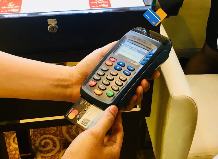 REVIEW DỊCH VỤ RÚT TIỀN THẺ TÍN DỤNG ĐÁO HẠN THẺ TÍN DỤNG TẠI TPHCM