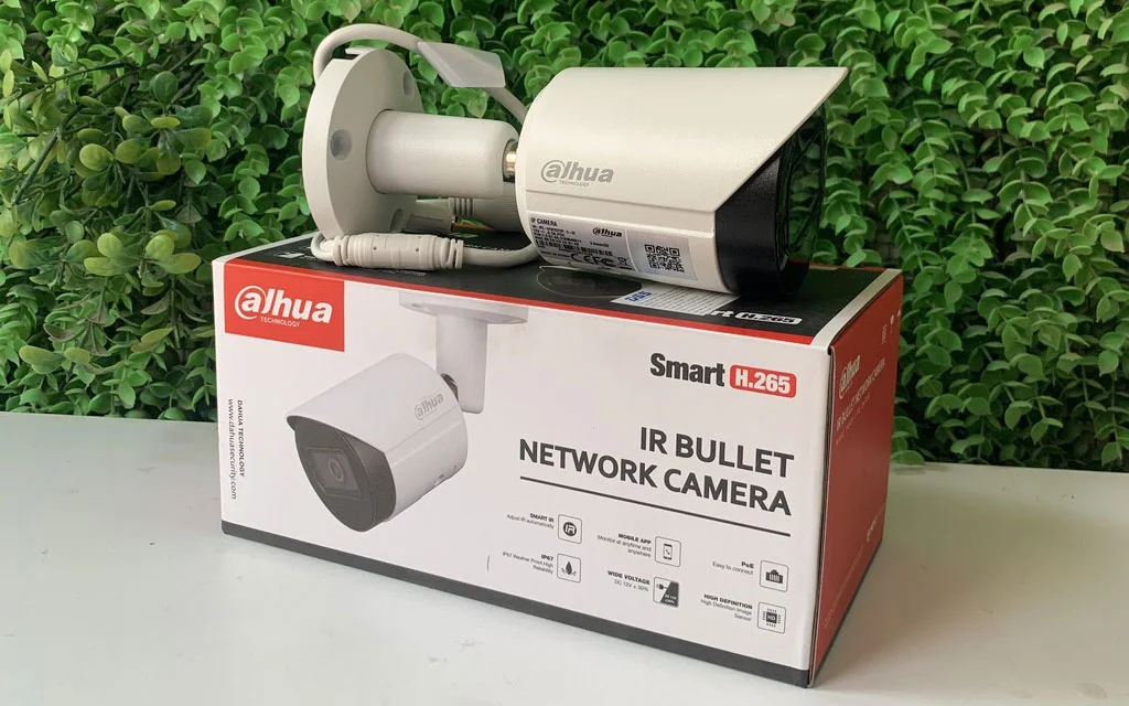 Camera Dahua IP DH-IPC-HFW2531SP-S-S2