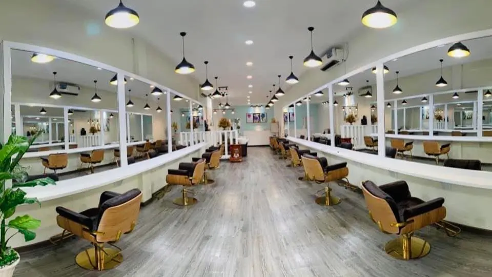Top 2: Hairsalon Bi Hair