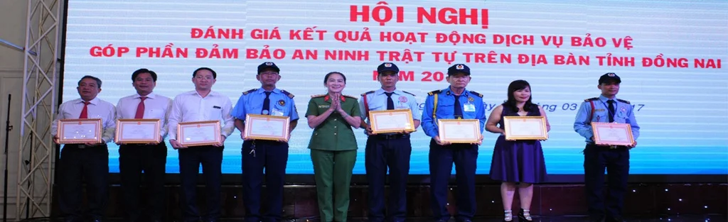 Công ty bảo vệ Quyết Tiến