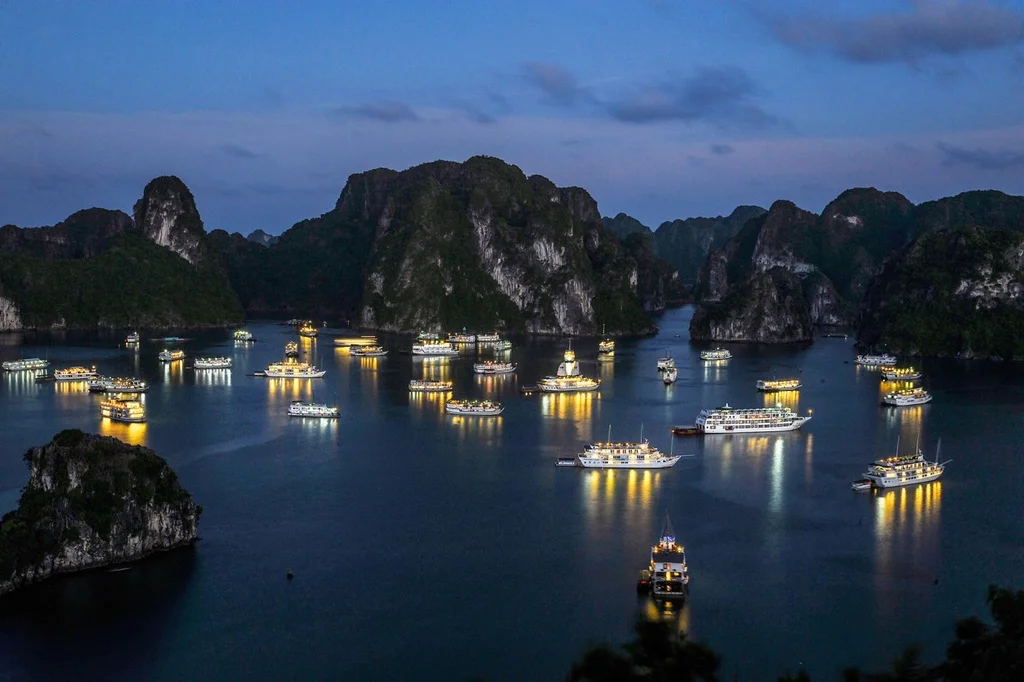 Vịnh Hạ Long, Việt Nam